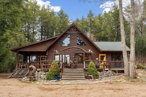 505 E Bass Woods, Gwinn, MI 49841