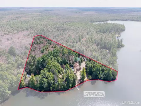 505 E Bass Woods, Gwinn, MI 49841