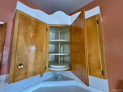 715 N 2nd, Ishpeming, MI 49849 photo 19