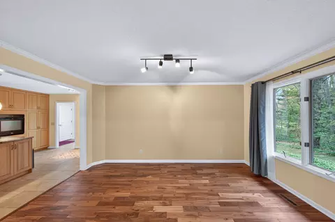 Living - 2209 Mapleleaf, Midland, MI 48640 photo 7 of 8