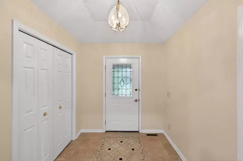 Entry Way - 2209 Mapleleaf, Midland, MI 48640 photo 1 of 4