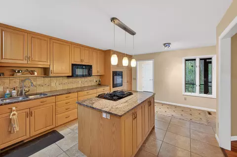 Kitchen - 2209 Mapleleaf, Midland, MI 48640 photo 7 of 7