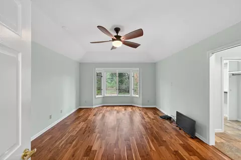 Bedroom - 2209 Mapleleaf, Midland, MI 48640 photo 2 of 8