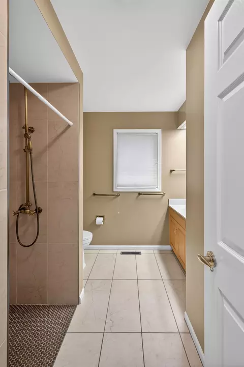 Bath - 2209 Mapleleaf, Midland, MI 48640 photo 1 of 11