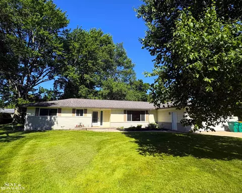 3075 Westcott, Port Huron, MI 48060