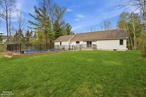 Exterior - 668 S Bartlett, Saint Clair, MI 48079 photo 5 of 13