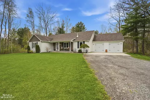 Exterior - 668 S Bartlett, Saint Clair, MI 48079 photo 3 of 13