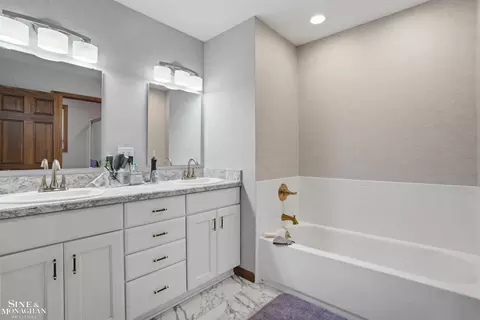 Bath - 668 S Bartlett, Saint Clair, MI 48079 photo 1 of 5