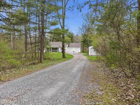 Exterior - 668 S Bartlett, Saint Clair, MI 48079 photo 2 of 13