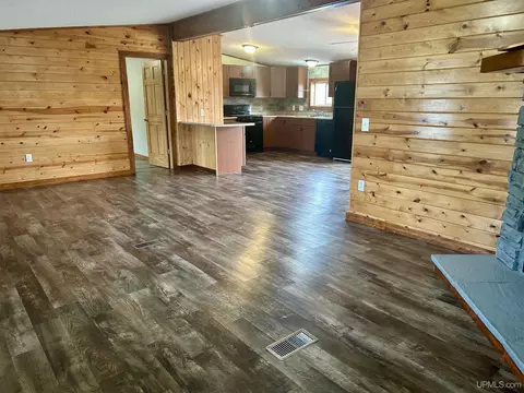 Living - e9574 Prospect Street, Munising, MI 49862 photo 2 of 2
