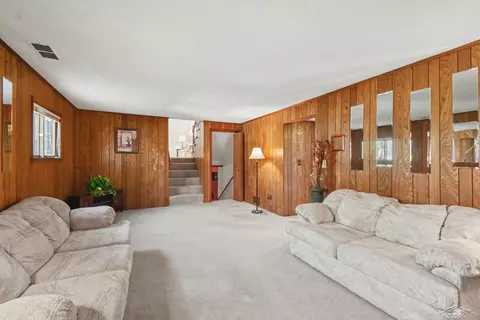 Living - 12821 S Basell, Hemlock, MI 48626 photo 3 of 3