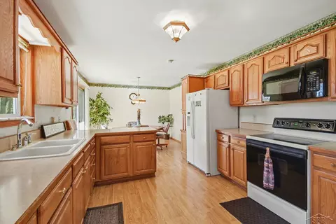 Kitchen - 12821 S Basell, Hemlock, MI 48626 photo 1 of 2