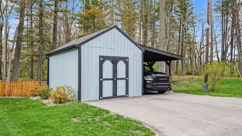 Exterior - 1607 E Putnam, Midland, MI 48640 photo 7 of 12
