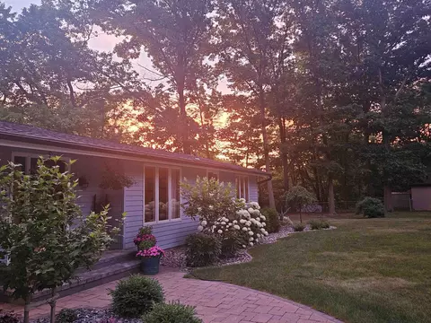 Exterior - 1607 E Putnam, Midland, MI 48640 photo 9 of 12
