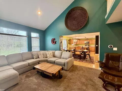 Living - 2206 Kildare, Davison, MI 48423 photo 3 of 7