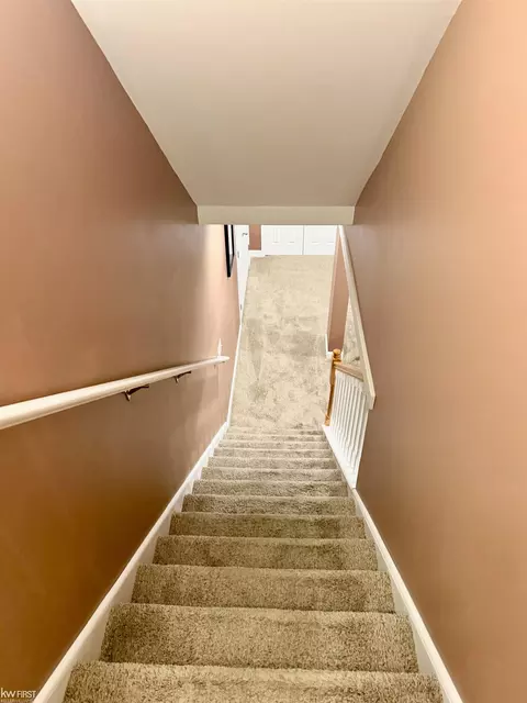 Entry Way - 2206 Kildare, Davison, MI 48423 photo 5 of 6
