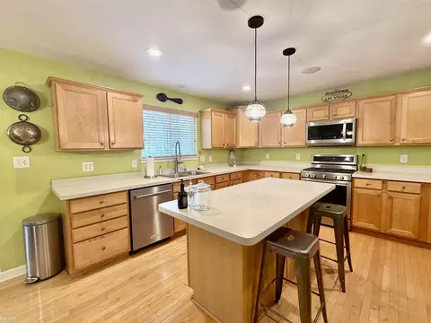 Kitchen - 2206 Kildare, Davison, MI 48423 photo 1 of 5