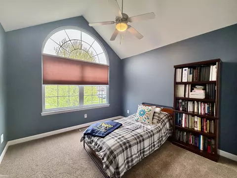 Bedroom - 2206 Kildare, Davison, MI 48423 photo 8 of 8