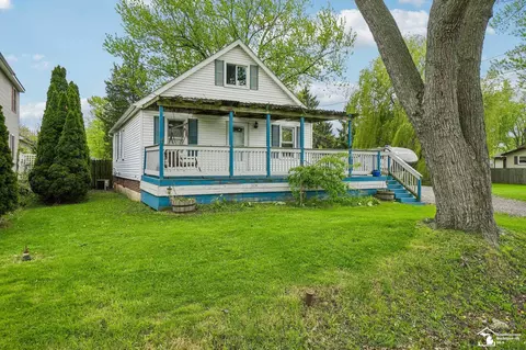 13752 Laplaisance, Monroe, MI 48161
