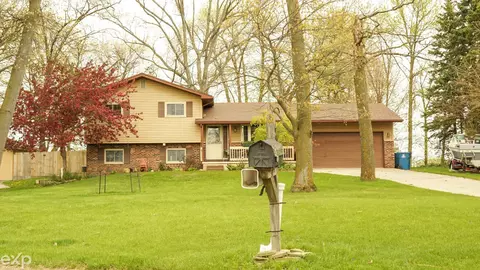695 Knodt, Essexville, MI 48732