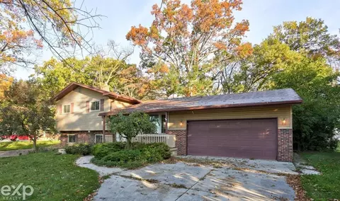 695 Knodt, Essexville, MI 48732
