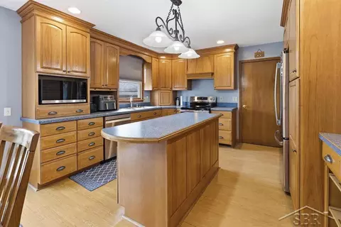 4469 E Millbrook, Mount Pleasant, MI 48858 photo 9