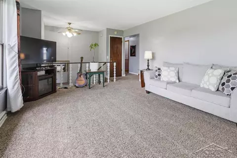 4469 E Millbrook, Mount Pleasant, MI 48858 photo 7