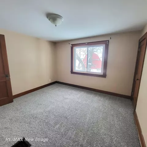 Bedroom - 11700 Busch, Birch Run, MI 48415 photo 1 of 4