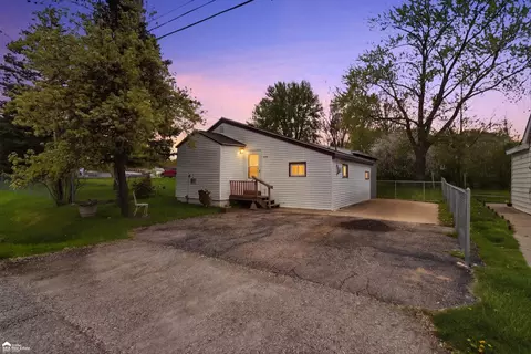 3167 W Dartmouth, Flint, MI 48504