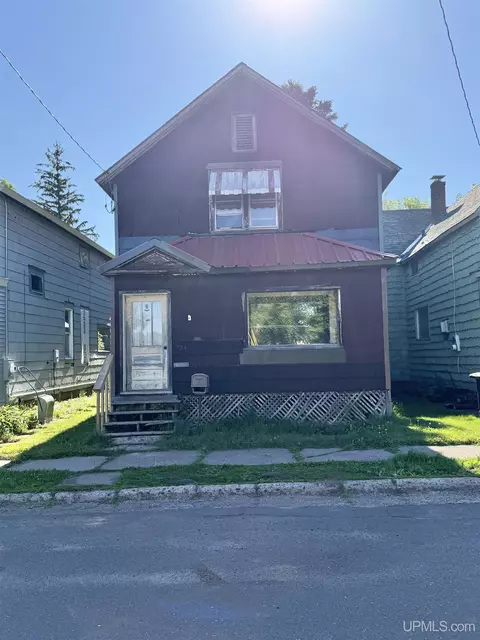 224 S Mansfield, Ironwood, MI 49938