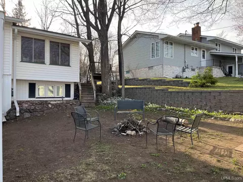 Exterior - 255 S Rose, Ishpeming, MI 49849 photo 8 of 13