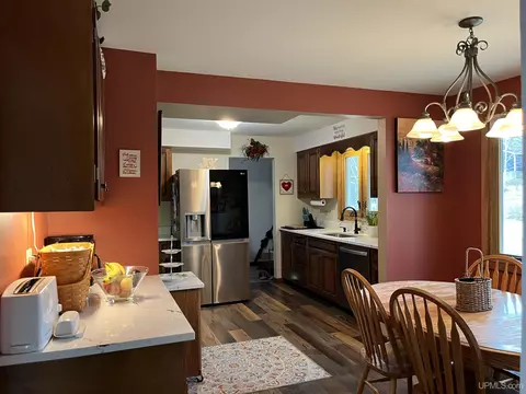 Kitchen - 255 S Rose, Ishpeming, MI 49849 photo 2 of 3
