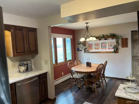 Dining - 255 S Rose, Ishpeming, MI 49849 photo 2 of 2