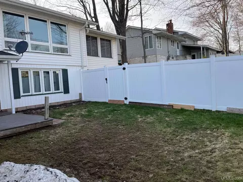 Exterior - 255 S Rose, Ishpeming, MI 49849 photo 7 of 13
