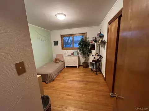 Bedroom - 255 S Rose, Ishpeming, MI 49849 photo 5 of 13