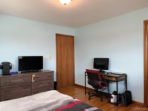 Other - 255 S Rose, Ishpeming, MI 49849 photo 4 of 20