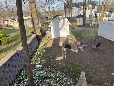 Exterior - 255 S Rose, Ishpeming, MI 49849 photo 10 of 13