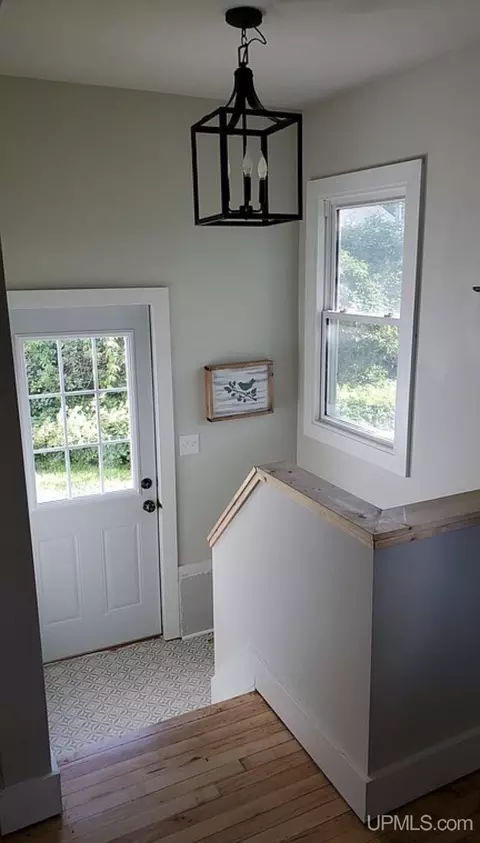 Entry Way - 1313 N Third, Ishpeming, MI 49849 photo 6 of 6