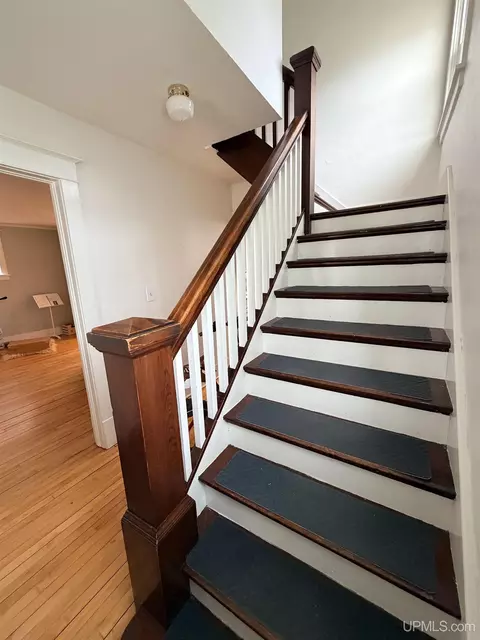 Entry Way - 1313 N Third, Ishpeming, MI 49849 photo 2 of 6