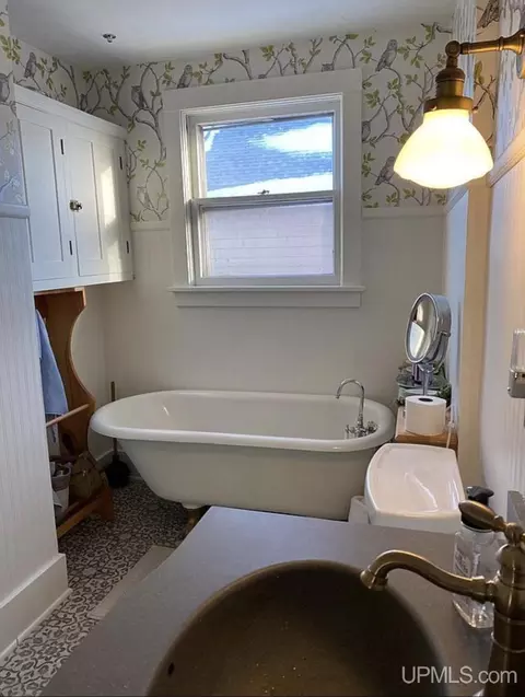 Bath - 1313 N Third, Ishpeming, MI 49849 photo 2 of 3