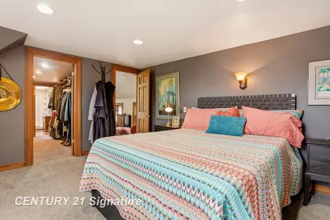 Bedroom - 4815 N Hemlock, Hemlock, MI 48626 photo 4 of 4