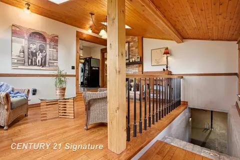 Entry Way - 4815 N Hemlock, Hemlock, MI 48626 photo 10 of 10