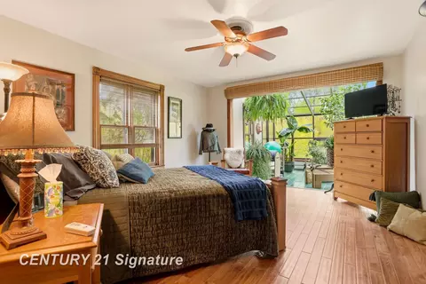 Bedroom - 4815 N Hemlock, Hemlock, MI 48626 photo 2 of 4