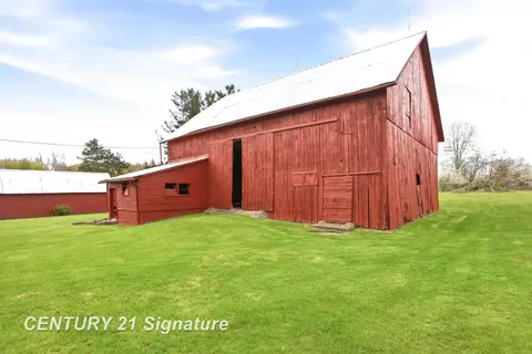 Exterior - 4815 N Hemlock, Hemlock, MI 48626 photo 12 of 13