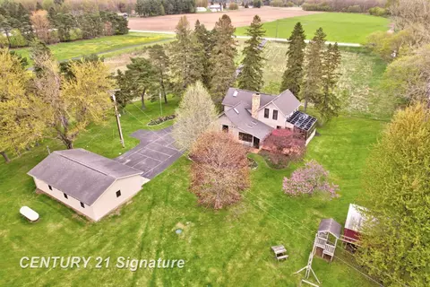 View/Area - 4815 N Hemlock, Hemlock, MI 48626 photo 2 of 8