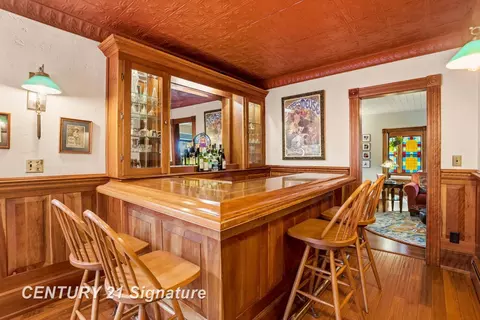 Dining - 4815 N Hemlock, Hemlock, MI 48626 photo 4 of 5