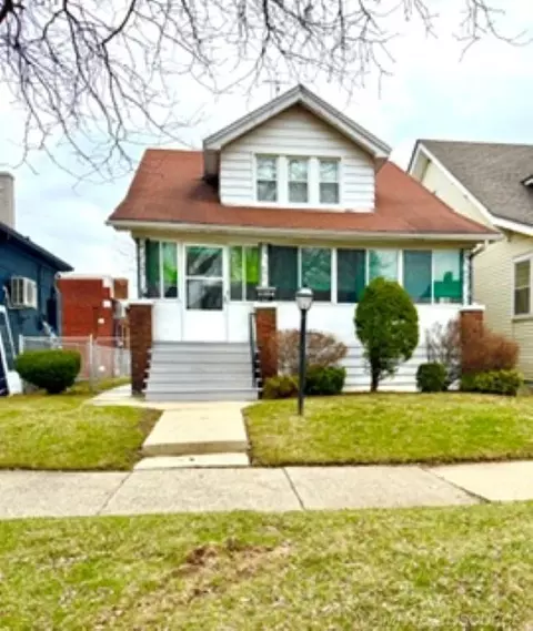 1384 Lakepointe, Grosse Pointe Park, MI 48230