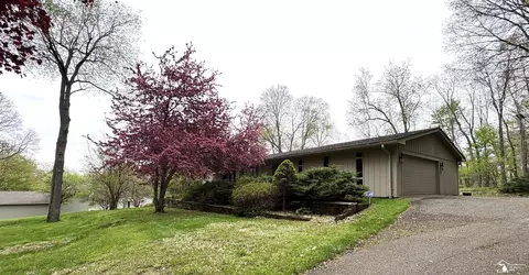 13550 Dunham, Hartland, MI 48353