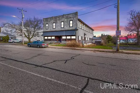 w5514 1st Street, Hermansville, MI 49847
