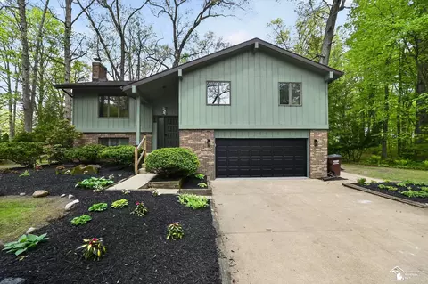 1882 Brookwood, Temperance, MI 48182